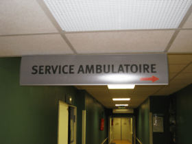 Panneau suspendu hopital